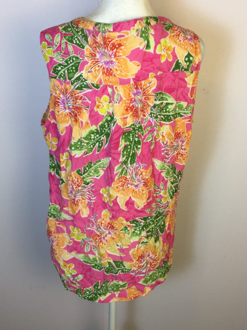 Caribbean Joe Shirt Blouse Size L Womans Pink Floral Sleeveless Hawaiian Beach - Picture 2 of 14